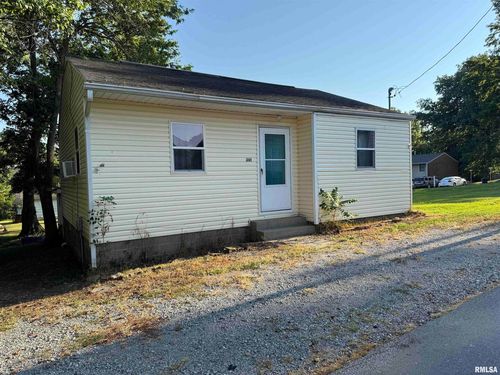 301 Lewis St, Vienna, IL, 62995-1751 | Card Image