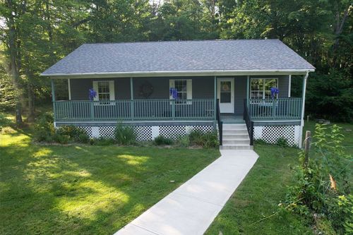 5524 Borah Hill Rd Se, Lancaster, OH, 43130-9445 | Card Image