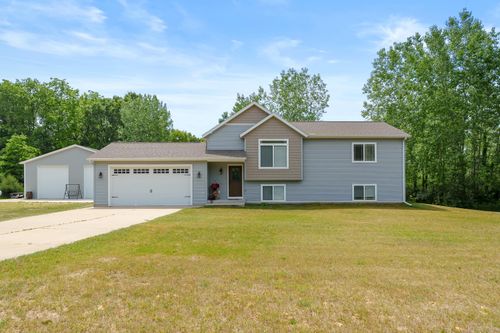 25427 Chaty Ln, Gobles, MI, 49055-9161 | Card Image