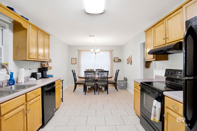 Kitchen | Image 14