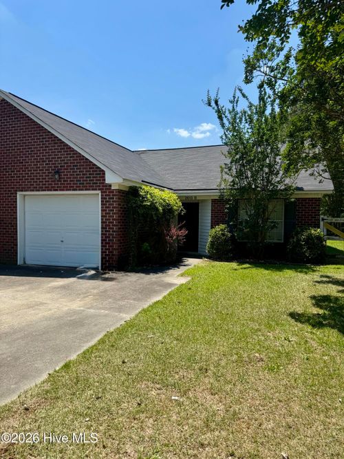 b-2613 Richard Dr, Greenville, NC, 27834-7887 | Card Image