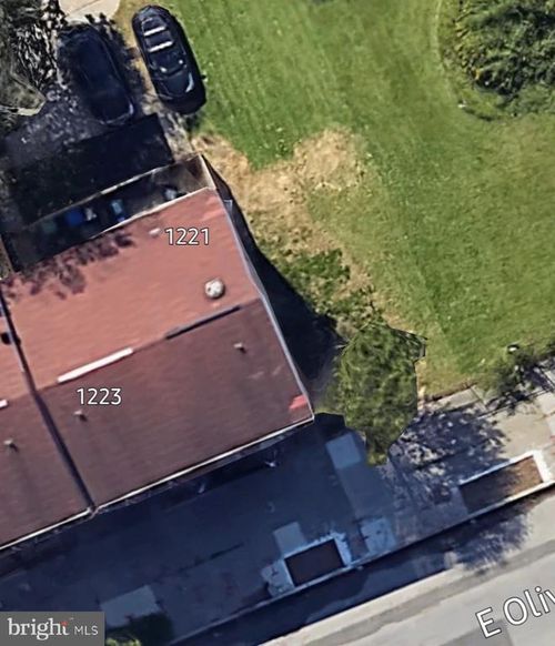 1221 E Oliver St, BALTIMORE, MD, 21202-5721 | Card Image