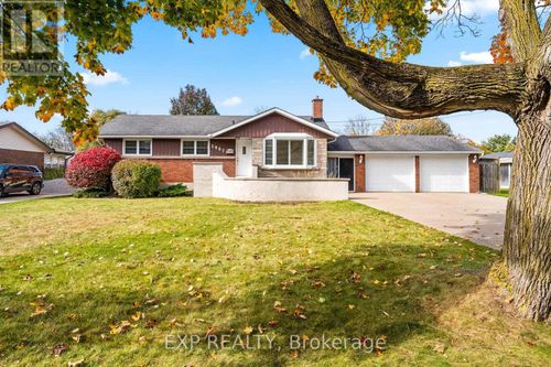 5987 Pitton Road, Niagara Falls (West Wood), ON, L2H1S2 | Card Image