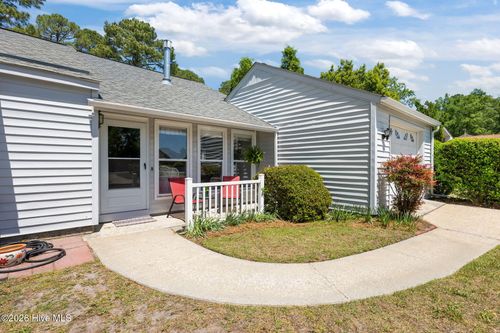 1311 Pelican Dr, New Bern, NC, 28560-9088 | Card Image