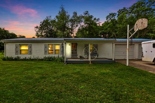 6929 Hillcrest Rd, Saint Louisville, OH, 43071-9748 | Card Image