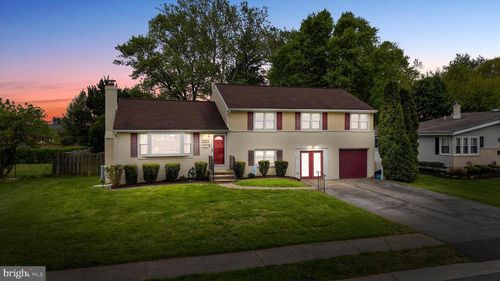 1916 Floral Dr, WILMINGTON, DE, 19810-3834 | Card Image