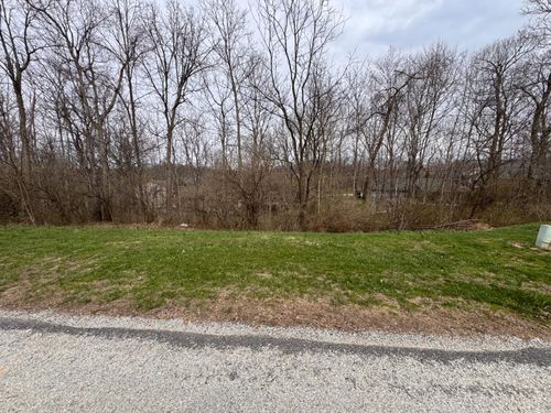 66 Nevada Ct, Lawrenceburg, IN, 47025-7487 | Card Image
