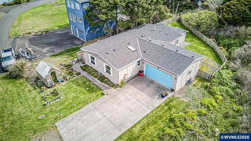 520 Sw Cardinal St, Depoe Bay, OR, 97341-9661 | Card Image