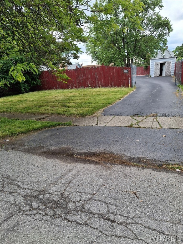 Residential in Cheektowaga 4