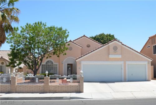 3519 W Red Coach Ave, North Las Vegas, NV, 89031-2266 | Card Image