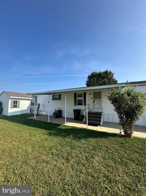 556 Holly Dr, NEW PROVIDENCE, PA, 17560-9615 | Card Image