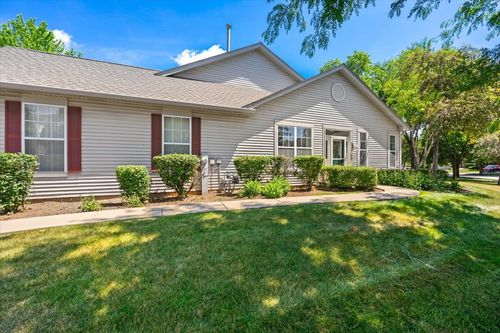 13-4-621 Littleton Trl, Elgin, IL, 60120-7002 | Card Image