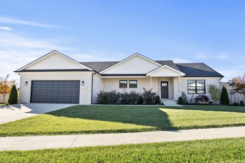 138 Patriot Trl, Berea, KY, 40403-8855 | Card Image