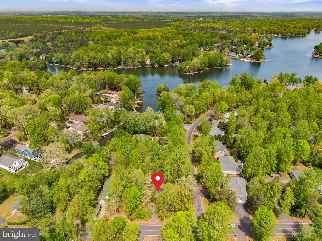 Residential in LOCUST GROVE 3
