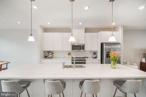 30f-2747 Velocity Rd, HERNDON, VA, 20171-2577 | Card Image