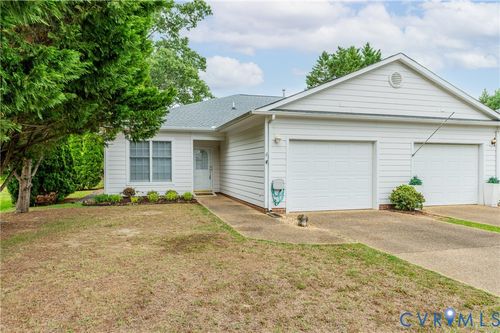 20 Bay Ct, Kilmarnock, VA, 22482-3827 | Card Image