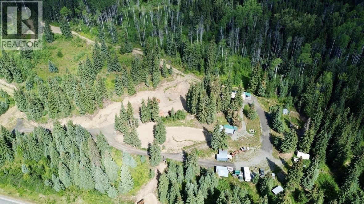 Land in Bridge Lake 2