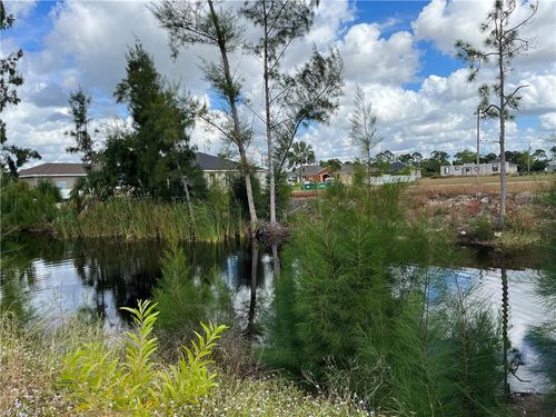4019 Ne 9th Ave, Cape Coral, FL, 33909-6243 | Card Image