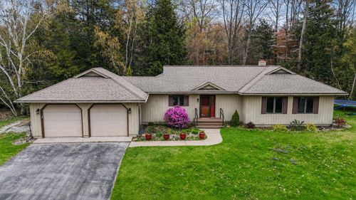 6831 E Harbor Dr, Elk Rapids, MI, 49629-9777 | Card Image