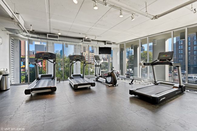 APT-1401 - 740 W Fulton St, Condo with 3 bedrooms, 3 bathrooms and 2 parking in CHICAGO IL | Image 39