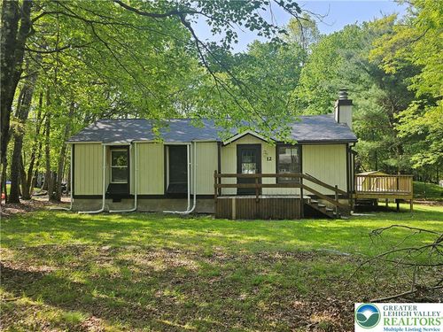 12 Larch Ln, Albrightsville, PA, 18210-3807 | Card Image
