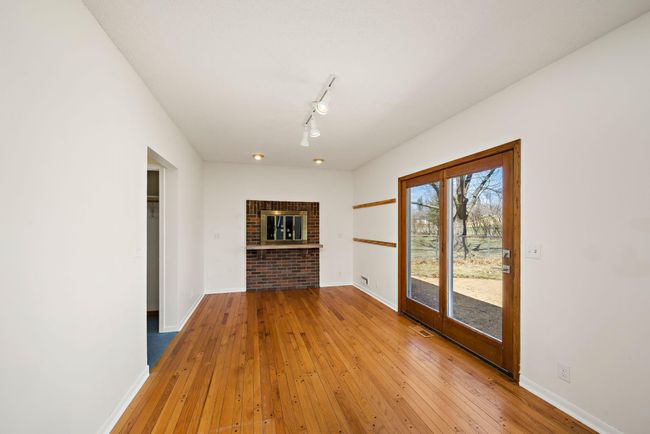 953 Redwood Dr, House other with 4 bedrooms, 3 bathrooms and null parking in Apple Valley MN | Image 14