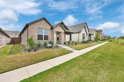 View of front of house featuring a front yard | Image 3