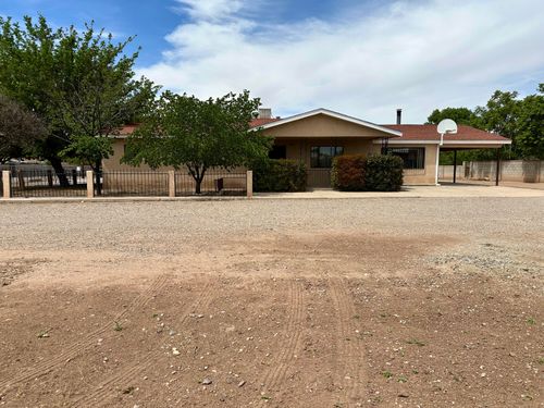 b-1929 Tapia Blvd Sw, Albuquerque, NM, 87105-4595 | Card Image