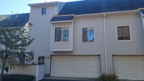 unit-22-35 Gibbs Rd, Coram, NY, 11727-1523 | Card Image