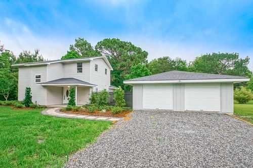 76300 Crystal Dr, Covington, LA, 70435-5500 | Card Image