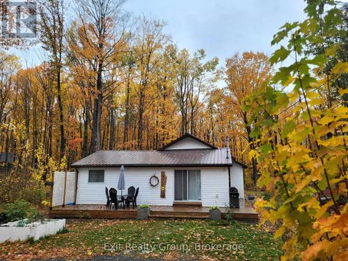 54 Paradise Rd, Marmora, ON, K0K2M0 | Card Image