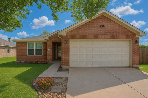 200 Lincoln Ln, Crowley, TX, 76036-4016 | Card Image