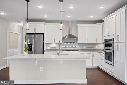unit-106-210 Decoverly Dr, GAITHERSBURG, MD, 20878-4674 | Card Image
