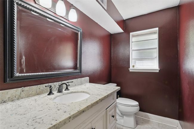 Half Bathroom | Image 8