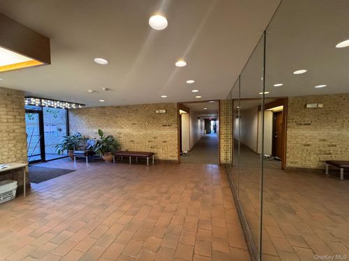 116-500 Central Park Ave, Scarsdale, NY, 10583 | Card Image