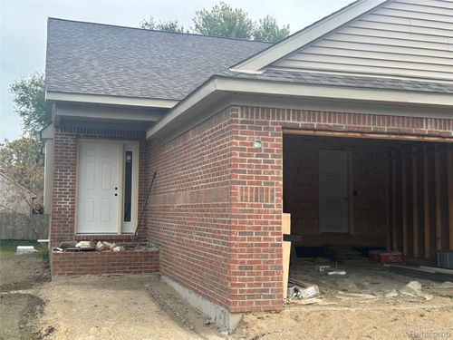 7-819 Chelsea Ridge Ct, Howell, MI, 48843-2486 | Card Image