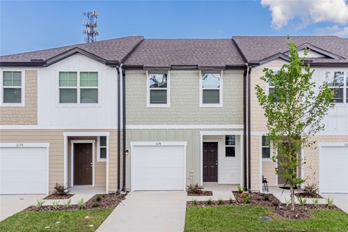 6174 Daerr Ridge St, ZEPHYRHILLS, FL, 33542-2532 | Card Image