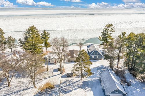 8723 Lakeshore Rd, Lexington, MI, 48450-9600 | Card Image