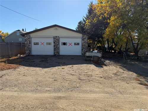 620 1 Ave S, Bruno, SK, S0K1B0 | Card Image