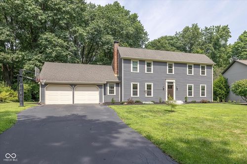 220 Redwood Cir, Noblesville, IN, 46062-9163 | Card Image