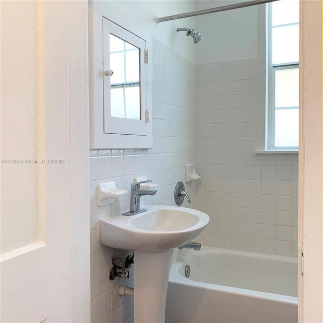 APT-4 - 4349 Sheridan Ave, Condo with 1 bedrooms, 1 bathrooms and null parking in Miami Beach FL | Image 9