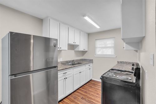 6-4706 Yellowstone Boulevard, Houston, TX, 77021 | Card Image