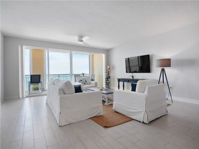 1004 - 1025 Highway A1a, Home with 3 bedrooms, 2 bathrooms and null parking in Satellite Beach FL | Image 3