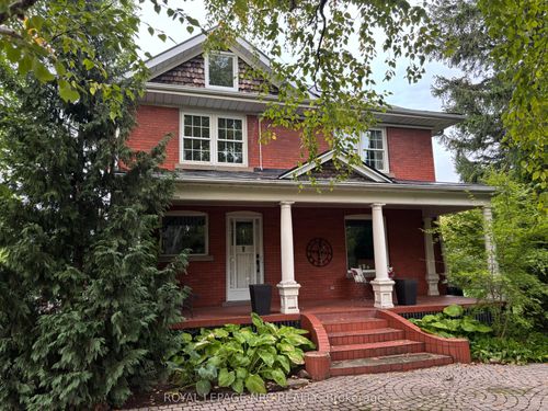 {{alt}} | Card Image