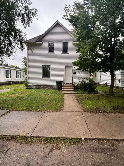 317 Ricker Street, Waterloo, IA, 50703 | Card Image