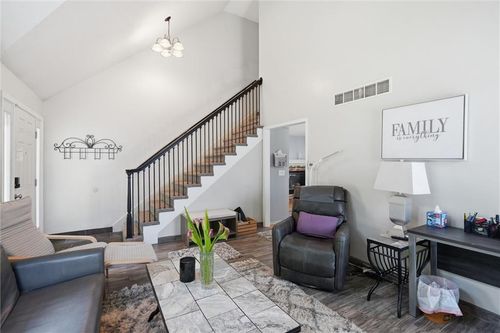 12264 S Crest Dr, Olathe, KS, 66061-9733 | Card Image