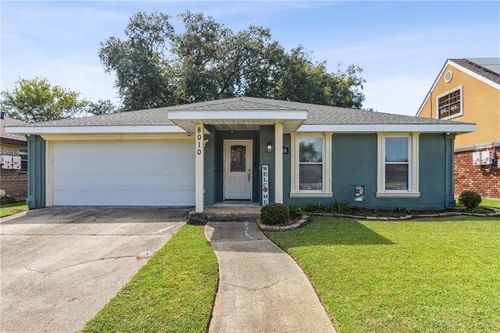 8010 Sandpiper Dr, New Orleans, LA, 70128-1424 | Card Image