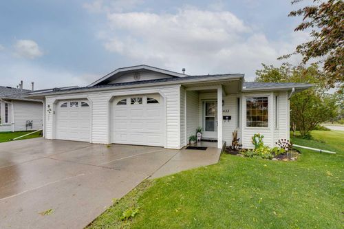 5633 Sunrise Crescent, Olds, AB, T4H1V9 | Card Image