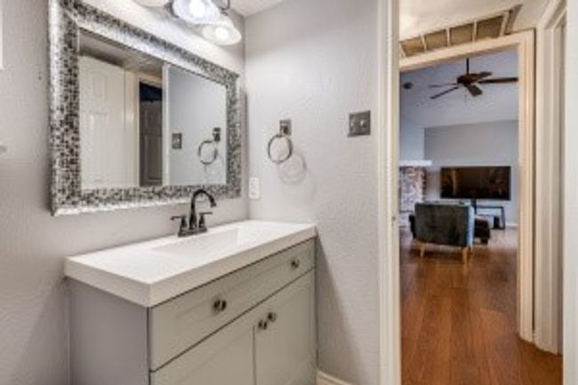 APT-1102 - 2835 Keller Springs Rd, Condo with 2 bedrooms, 1 bathrooms and null parking in Carrollton TX | Image 17