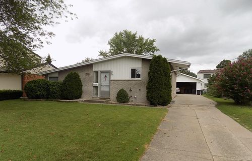 8783 Lozen Dr, Sterling Heights, MI, 48313-4845 | Card Image